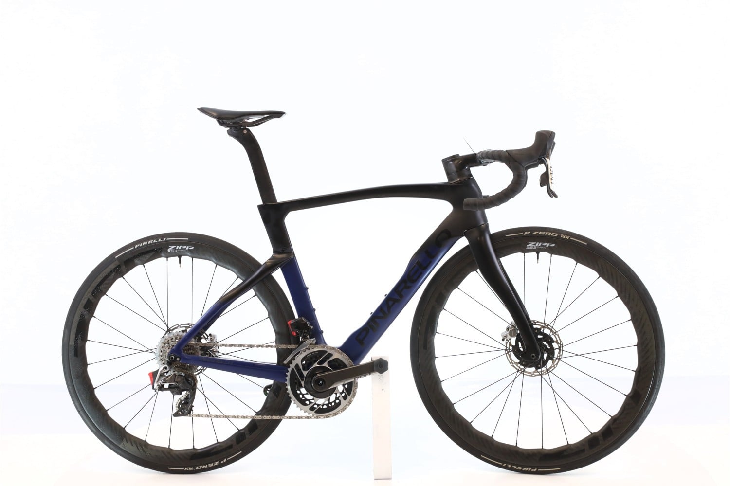 Pinarello Dogma F AXS 12V 2022
